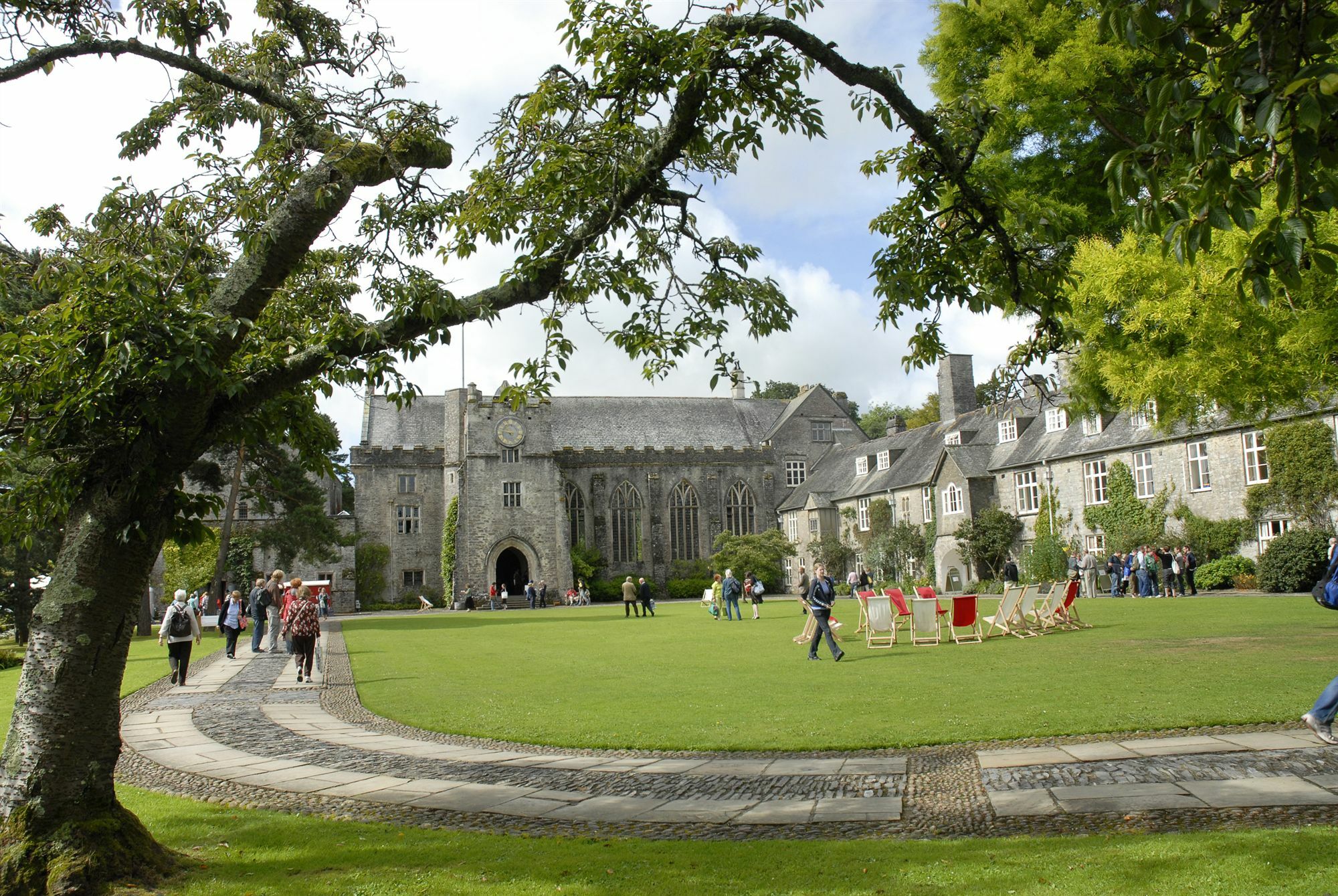 Dartington Hall Тотнес Экстерьер фото